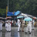 Normal life disrupted as heavy rain lashes Kolkata, south Bengal