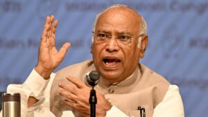 PM Modi used student interaction as political campaign: Kharge