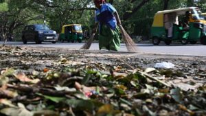 Civic workers skipping duty to face dismissal: Krishna Byre Gowda