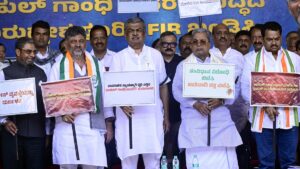 Congress protests against filing of FIR against Rahul Gandhi