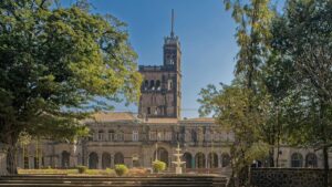 SPPU students suspend mess fee protest after V-C assurance; decision on hike on Sept 26