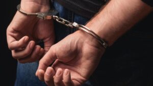 Rowdy-sheeter violates externment order, commits dacoity; held with four associates