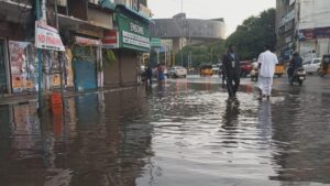 Tamil Nadu rains LIVE: Schools declare holiday in Chennai, four other districts